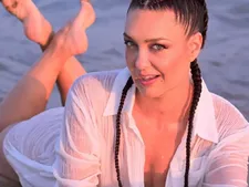 SelinaKylla 107