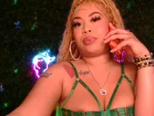 RenaIsThick 177