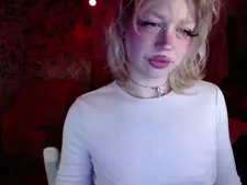 LolaHorny 182